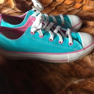 Rare !! Wore maybe twice ! Cotton candy converse